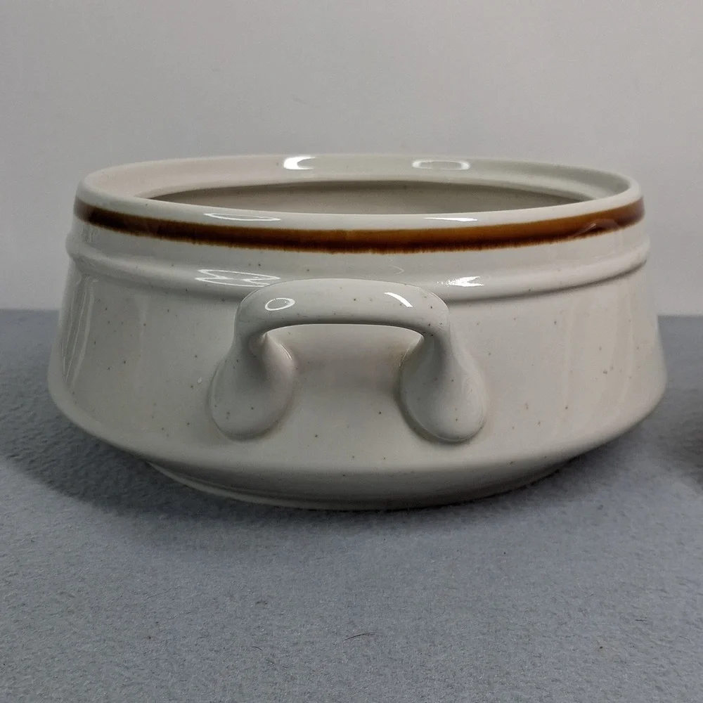 Old Brook Collection Stoneware Casserole Dish With Lid Japan Brown Trim Speckled